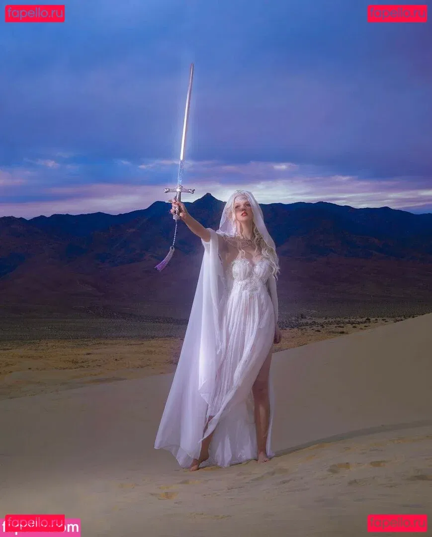 Emma Karla Peet Onlyfans Photo Gallery 