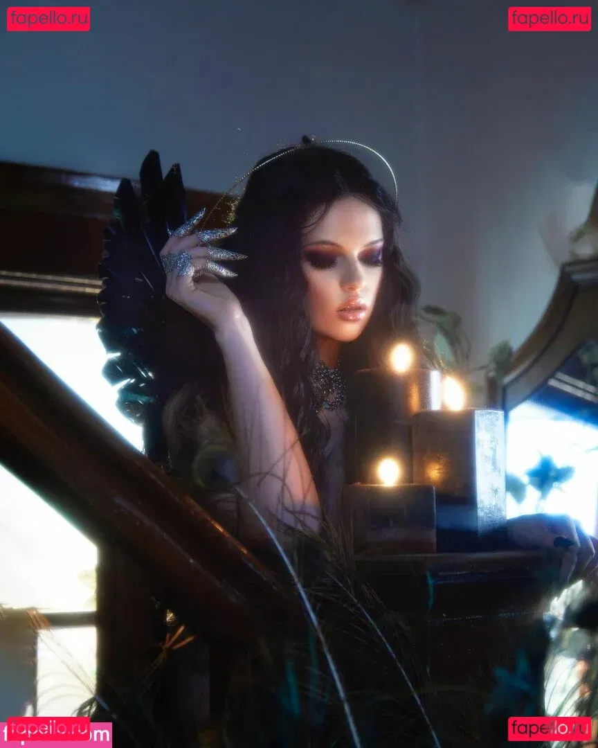 Emma Karla Peet Onlyfans Photo Gallery 