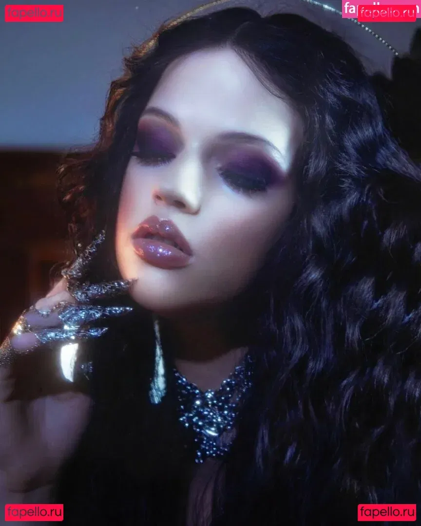 Emma Karla Peet Onlyfans Photo Gallery 