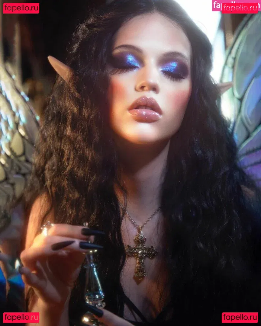 Emma Karla Peet Onlyfans Photo Gallery 