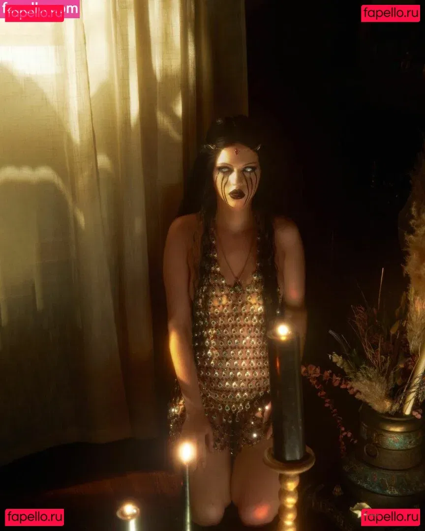 Emma Karla Peet Onlyfans Photo Gallery 