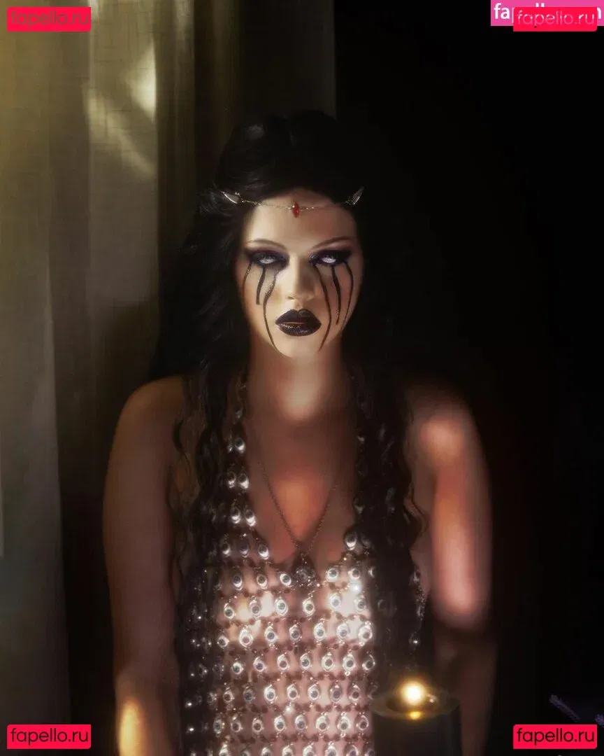 Emma Karla Peet Onlyfans Photo Gallery 