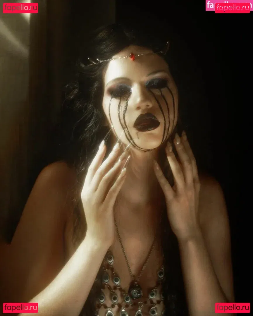 Emma Karla Peet Onlyfans Photo Gallery 