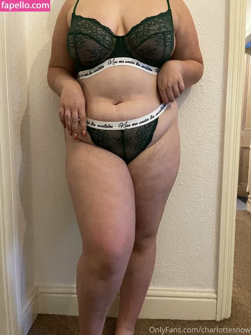 charlottesnow Onlyfans Photo Gallery 