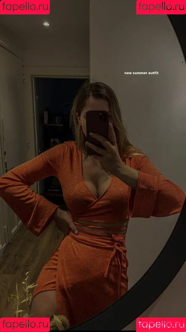 Mayo Dee Onlyfans Photo Gallery 