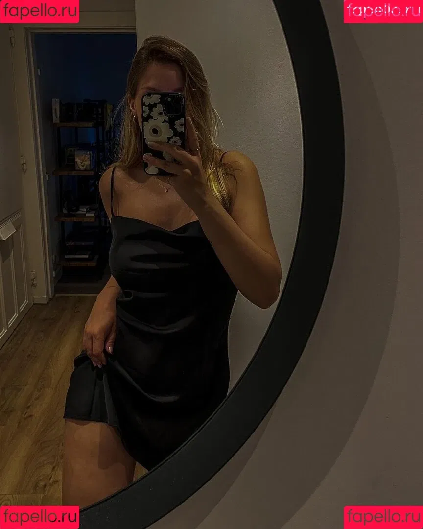 Mayo Dee Onlyfans Photo Gallery 