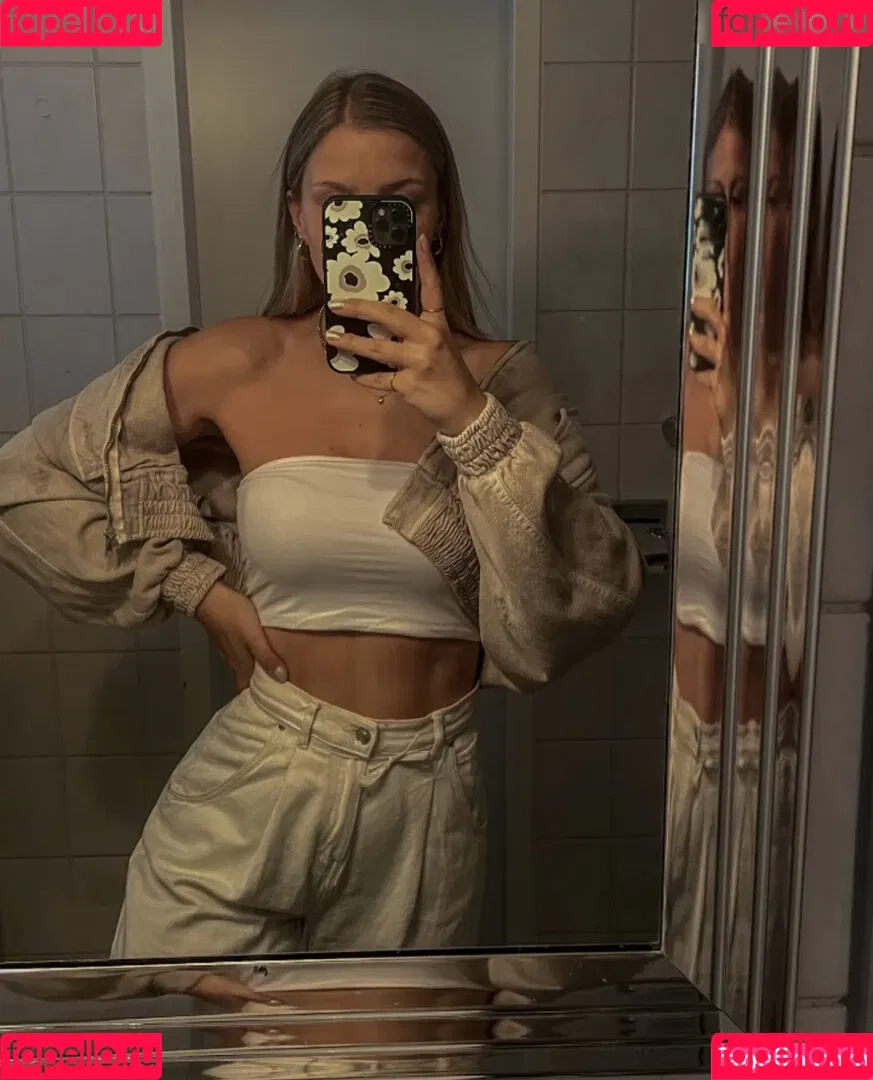 Mayo Dee Onlyfans Photo Gallery 