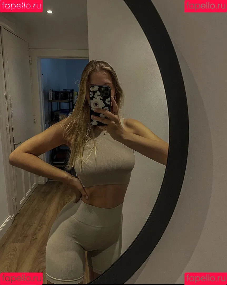 Mayo Dee Onlyfans Photo Gallery 