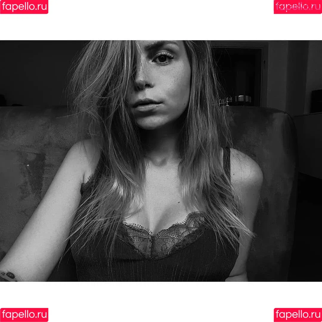 Mayo Dee Onlyfans Photo Gallery 