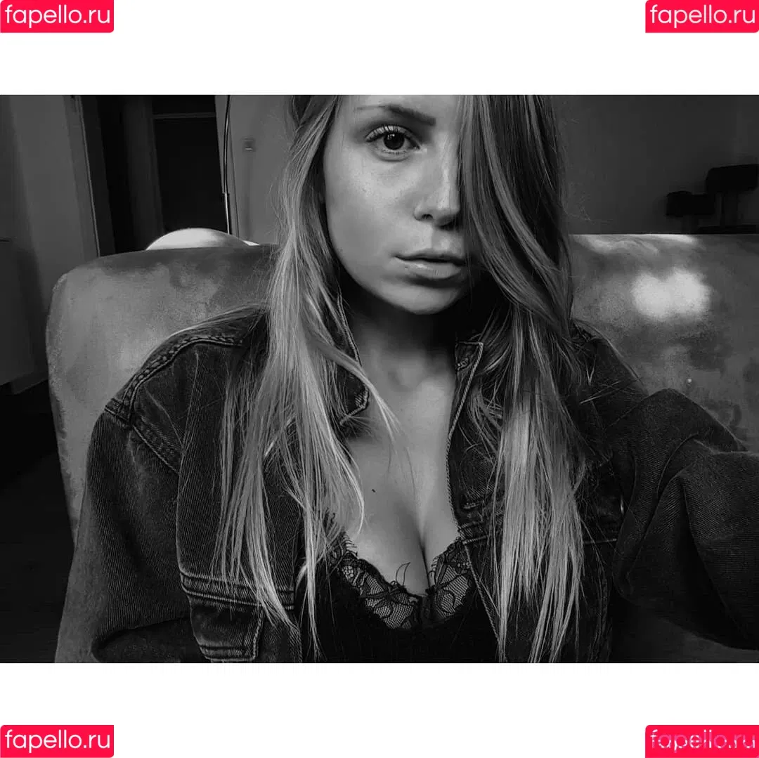 Mayo Dee Onlyfans Photo Gallery 