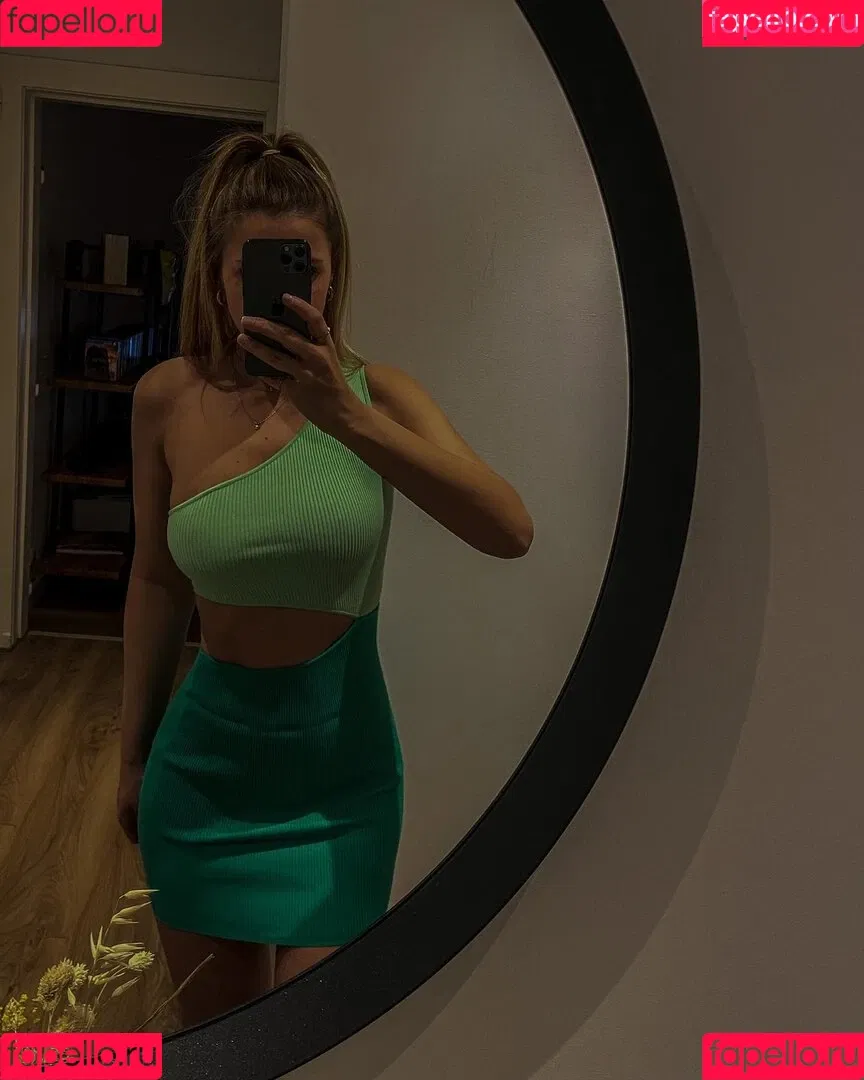 Mayo Dee Onlyfans Photo Gallery 