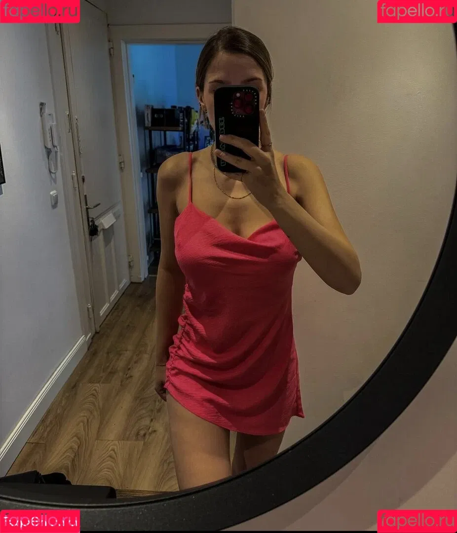 Mayo Dee Onlyfans Photo Gallery 
