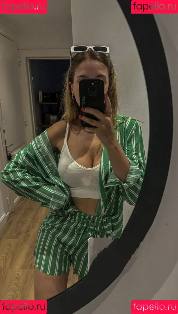 Mayo Dee Onlyfans Photo Gallery 