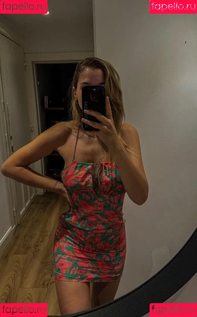 Mayo Dee Onlyfans Photo Gallery 