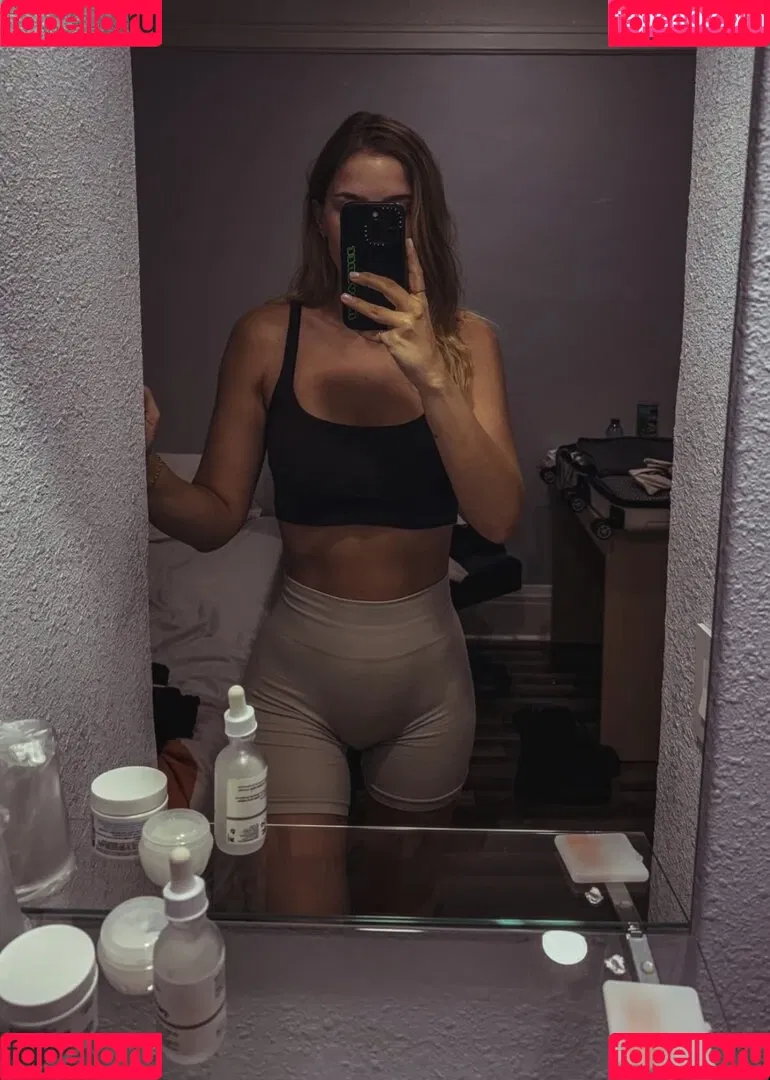 Mayo Dee Onlyfans Photo Gallery 