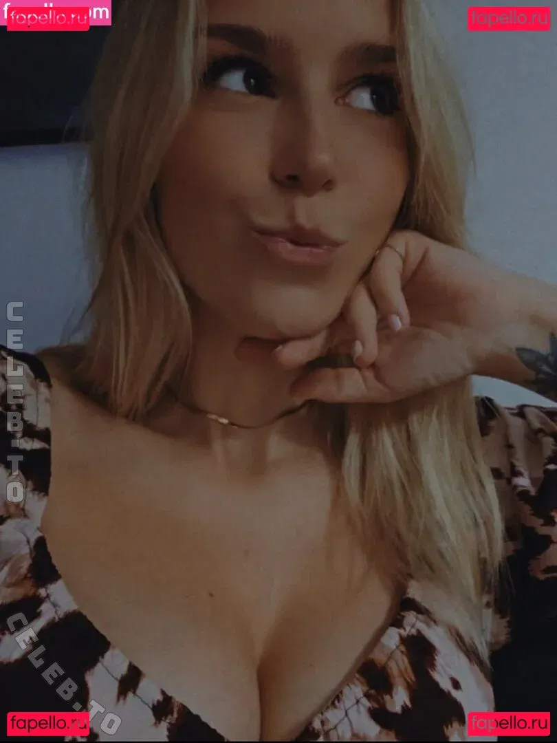 Mayo Dee Onlyfans Photo Gallery 