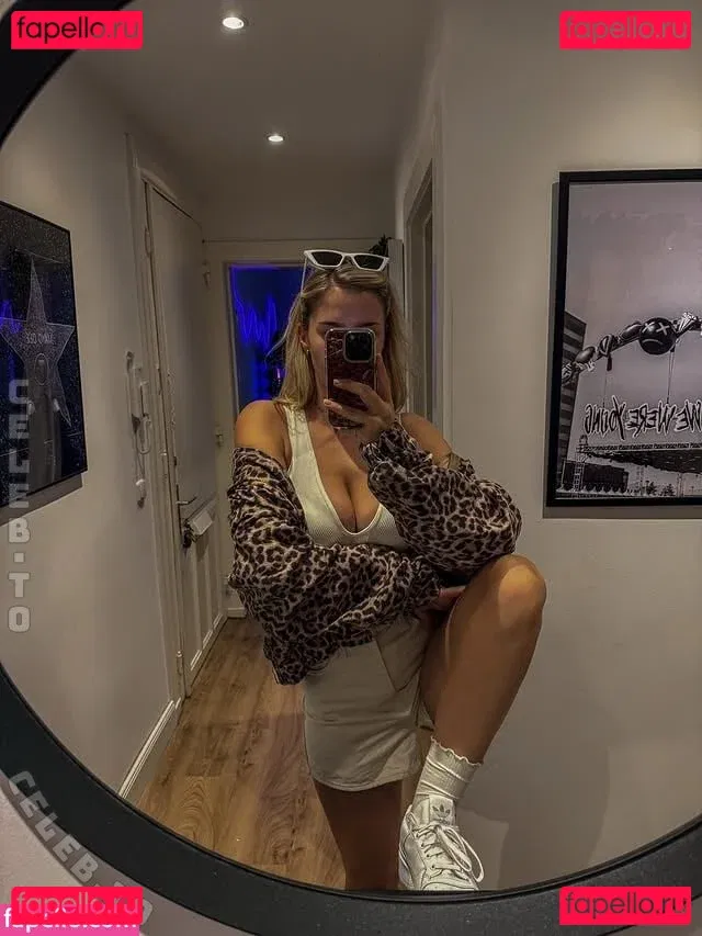 Mayo Dee Onlyfans Photo Gallery 