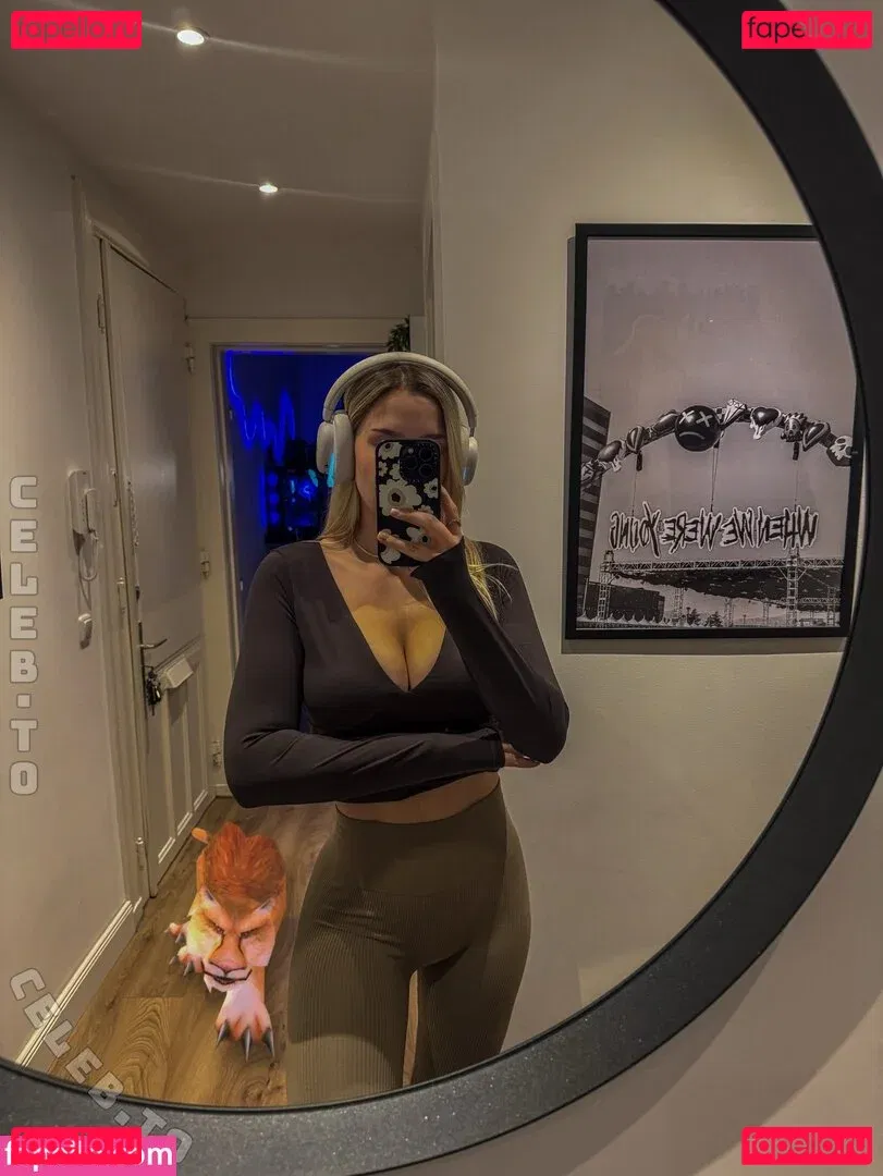 Mayo Dee Onlyfans Photo Gallery 