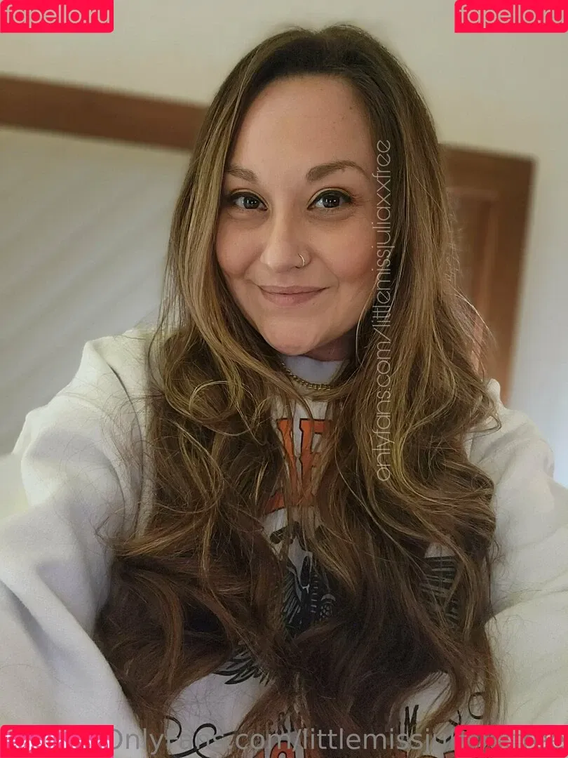littlemissjuliaxxfree Onlyfans Photo Gallery 