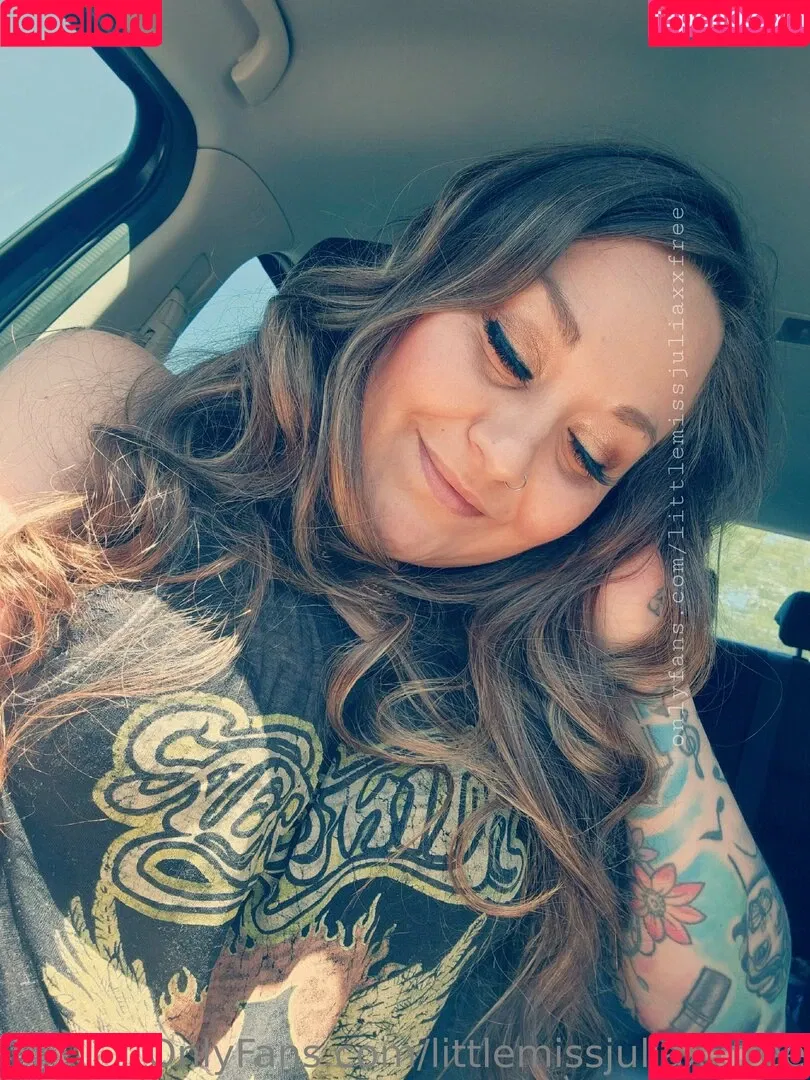 littlemissjuliaxxfree Onlyfans Photo Gallery 