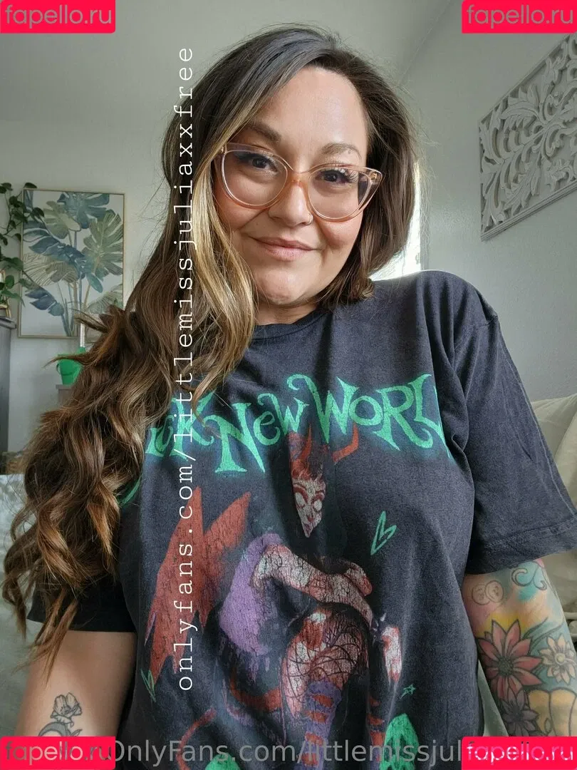 littlemissjuliaxxfree Onlyfans Photo Gallery 