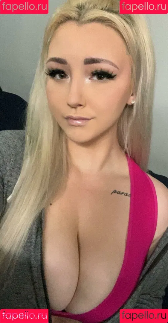 RoyalxHighness Onlyfans Photo Gallery 