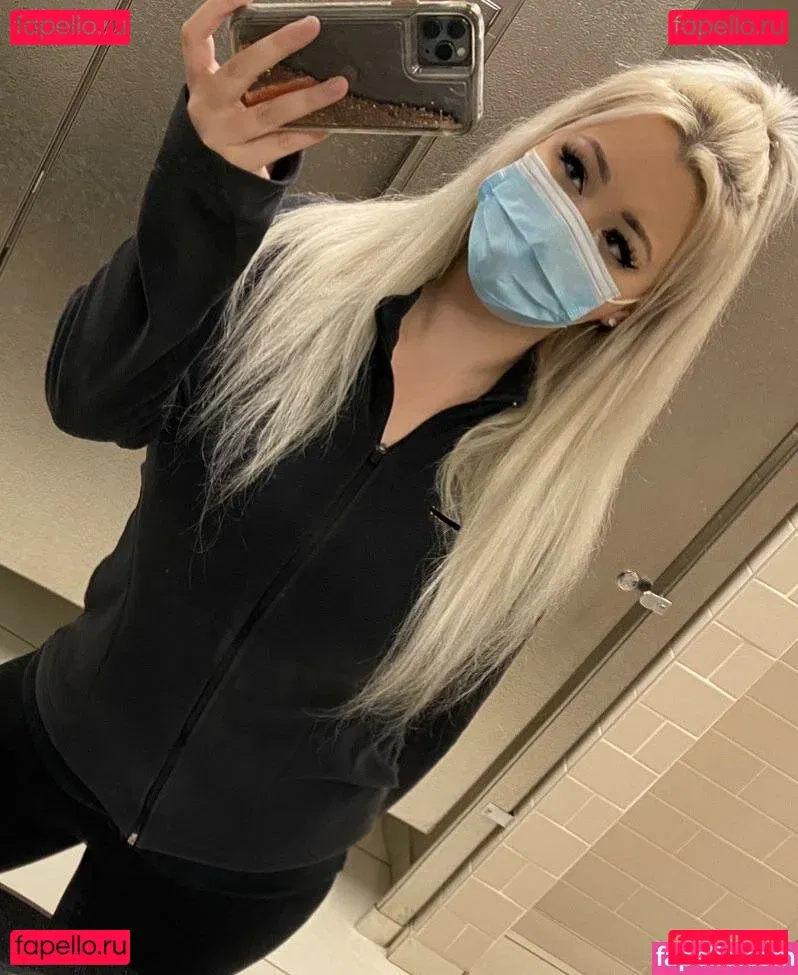 RoyalxHighness Onlyfans Photo Gallery 