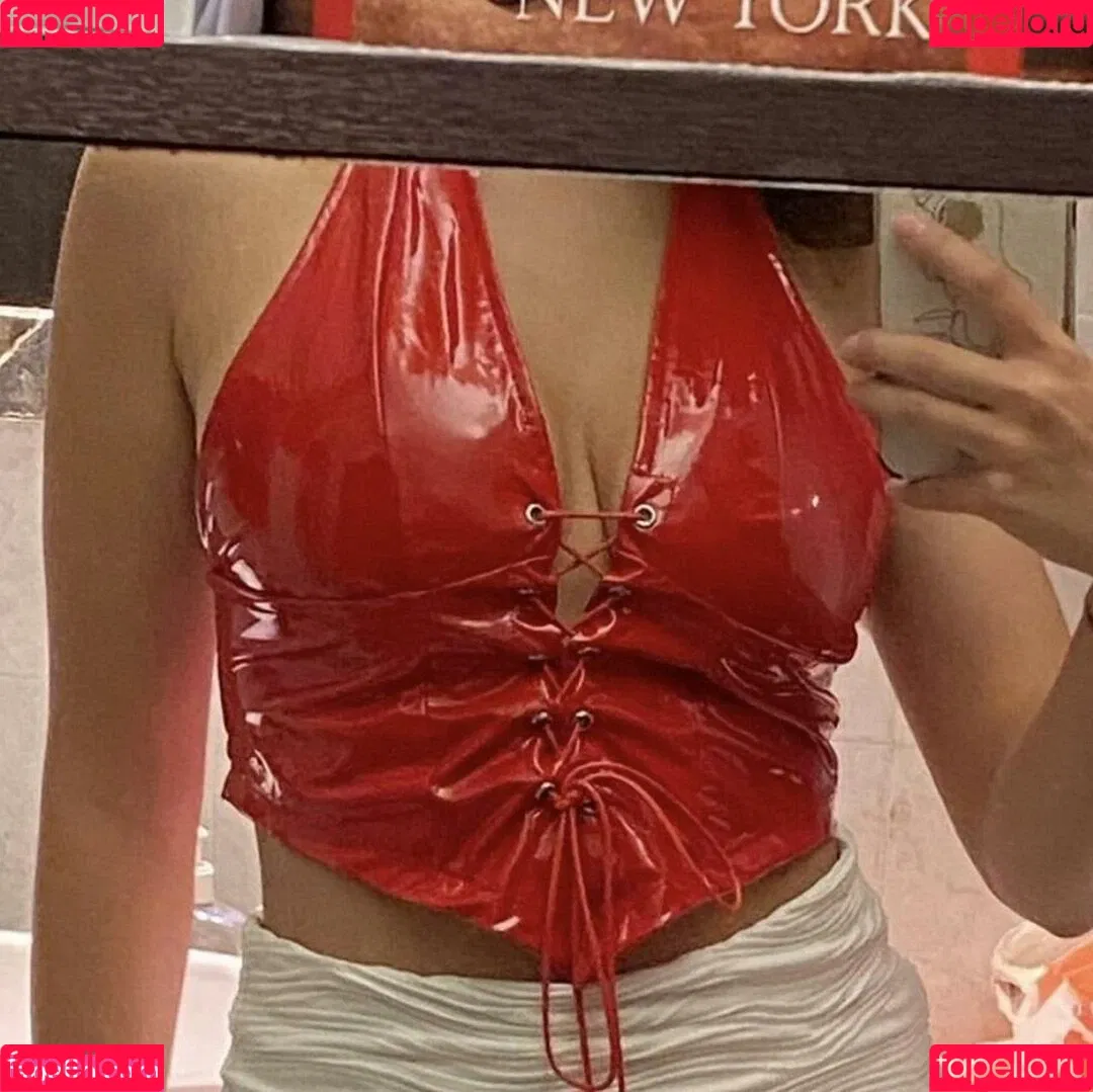 Elizabeth Alker Onlyfans Photo Gallery 