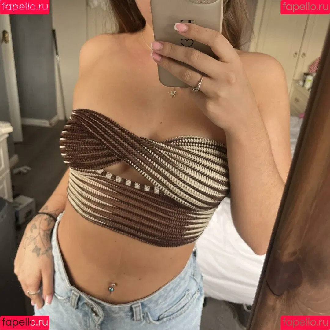 Elizabeth Alker Onlyfans Photo Gallery 