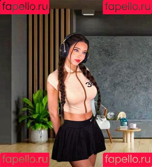 Lydia Violet Onlyfans Photo Gallery 