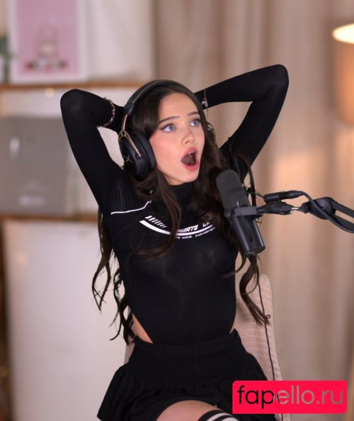 Lydia Violet Onlyfans Photo Gallery 