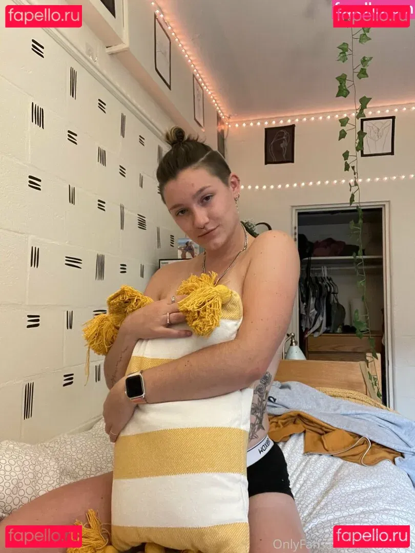 emmasttt Onlyfans Photo Gallery 