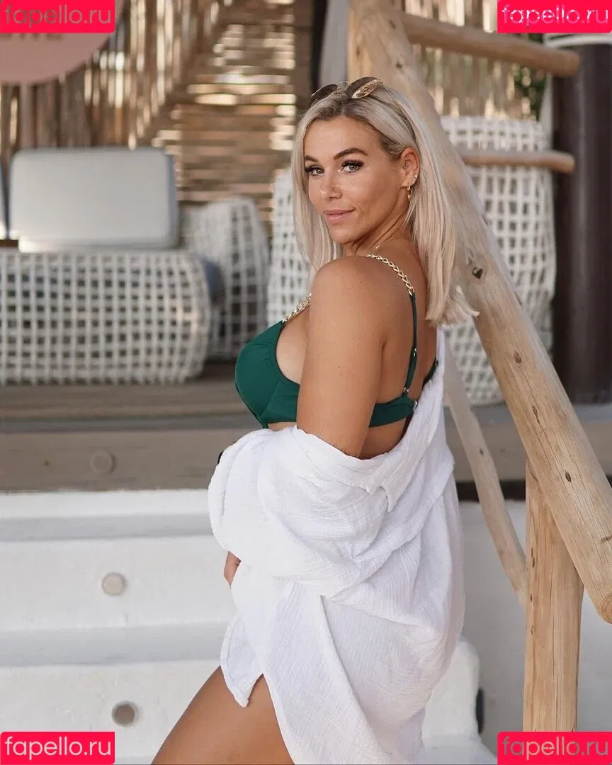 Tina Bambina Onlyfans Photo Gallery 