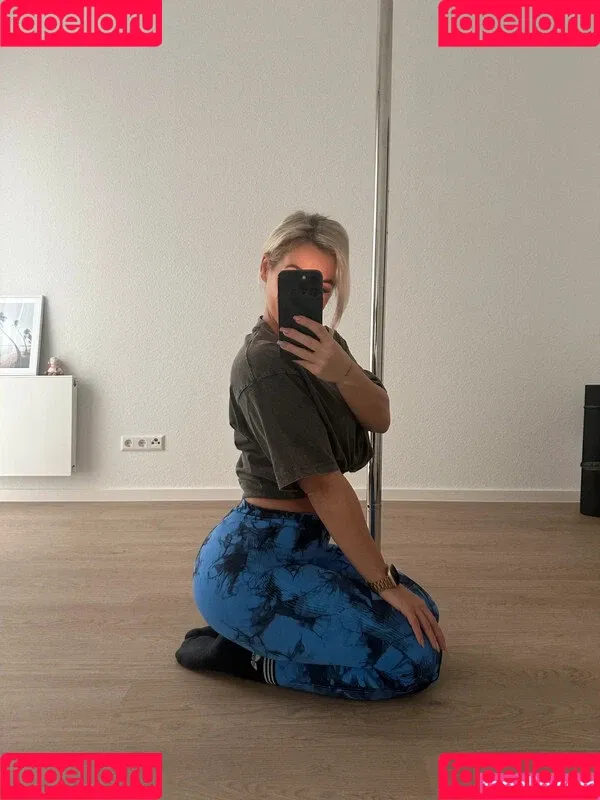 Tina Bambina Onlyfans Photo Gallery 
