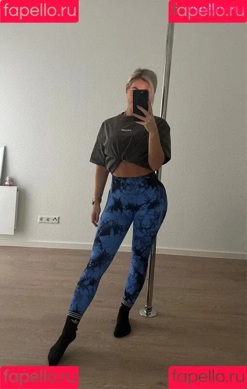 Tina Bambina Onlyfans Photo Gallery 