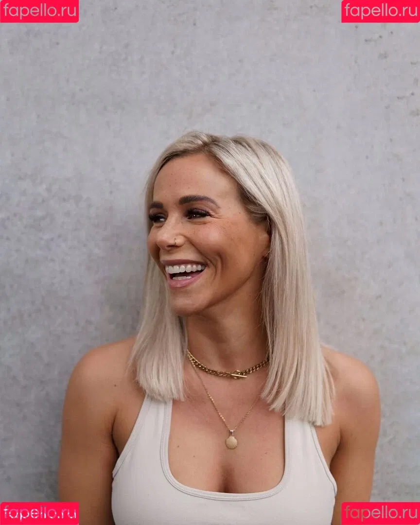 Tina Bambina Onlyfans Photo Gallery 