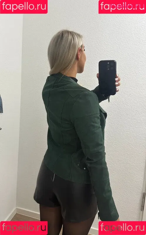 Tina Bambina Onlyfans Photo Gallery 