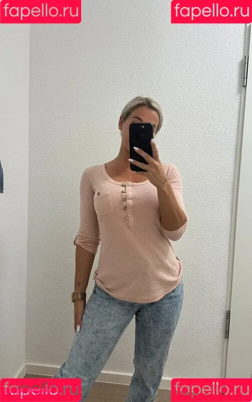 Tina Bambina Onlyfans Photo Gallery 