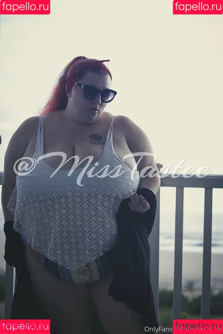 misstastee Onlyfans Photo Gallery 