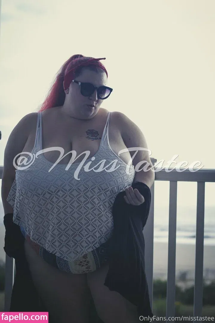 misstastee Onlyfans Photo Gallery 