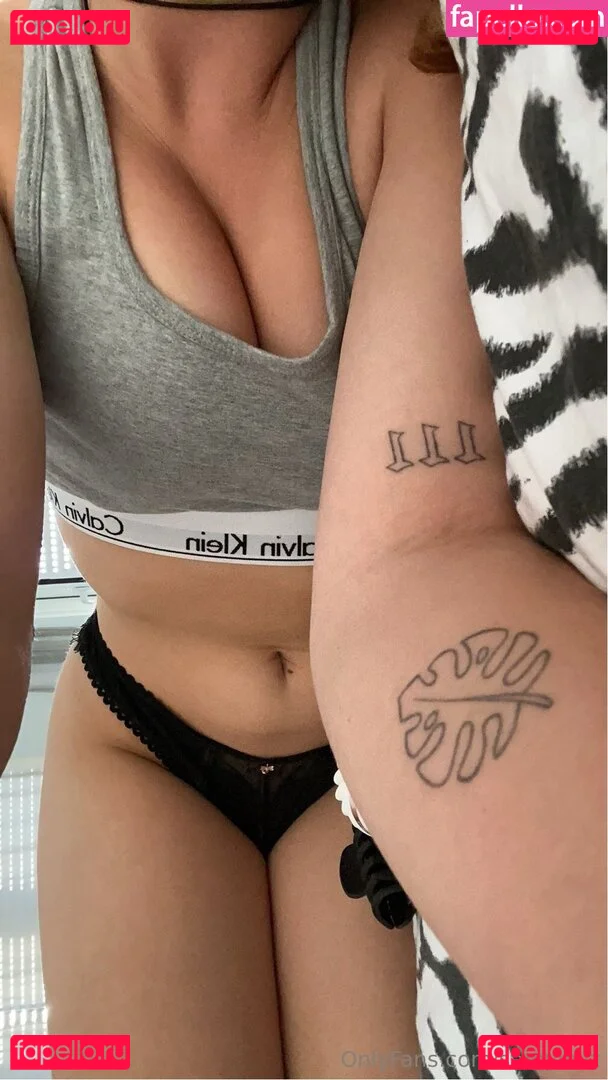 samybwz Onlyfans Photo Gallery 