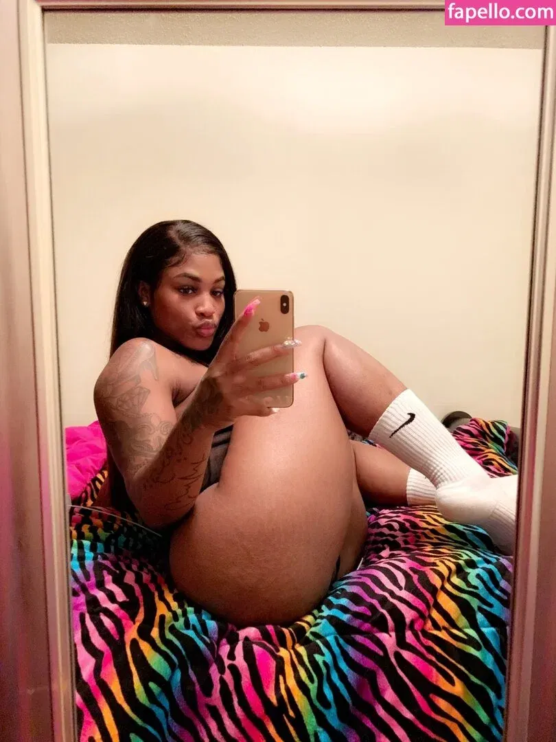 DimeBeracky Onlyfans Photo Gallery 