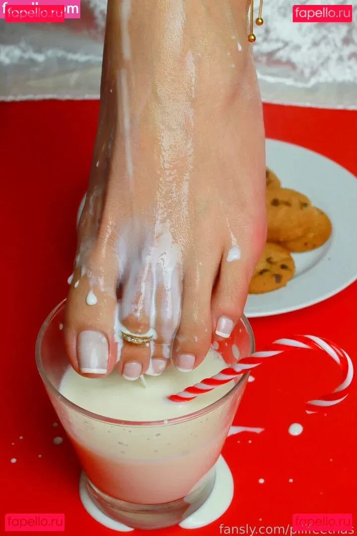 pilifeetnas Onlyfans Photo Gallery 