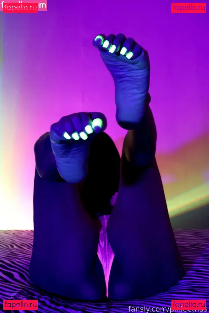 pilifeetnas Onlyfans Photo Gallery 