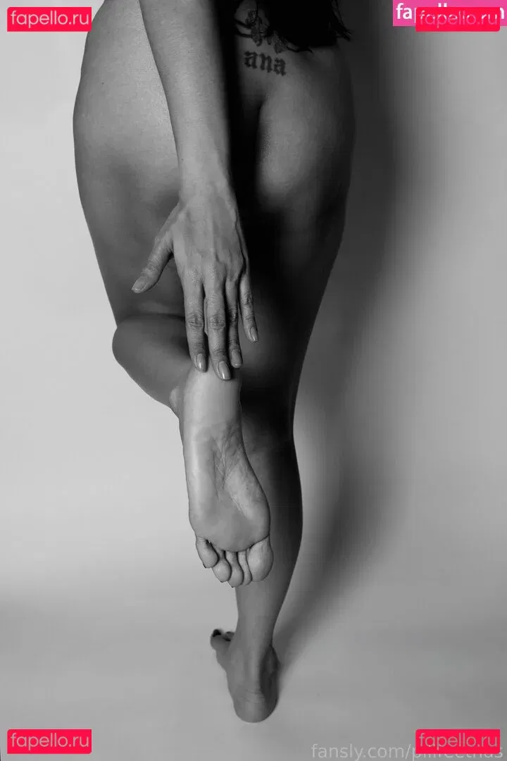 pilifeetnas Onlyfans Photo Gallery 