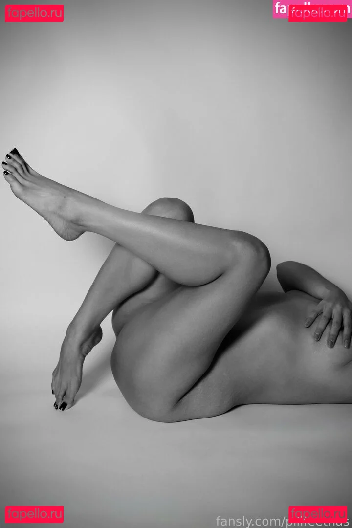 pilifeetnas Onlyfans Photo Gallery 
