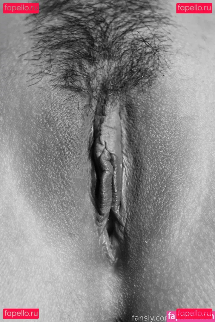 pilifeetnas Onlyfans Photo Gallery 