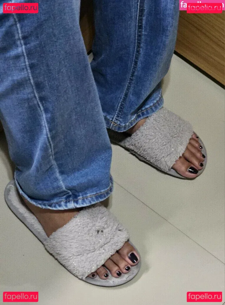 pilifeetnas Onlyfans Photo Gallery 