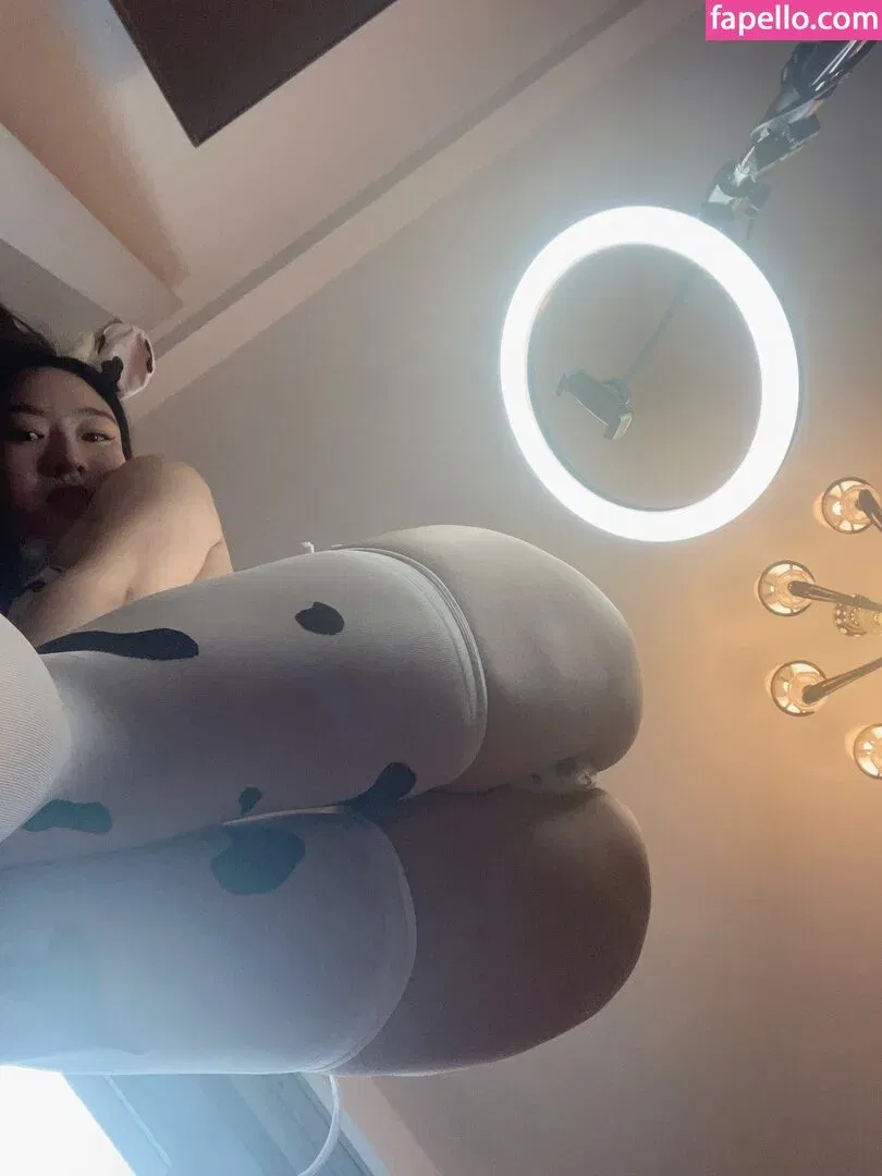 baoerru Onlyfans Photo Gallery 