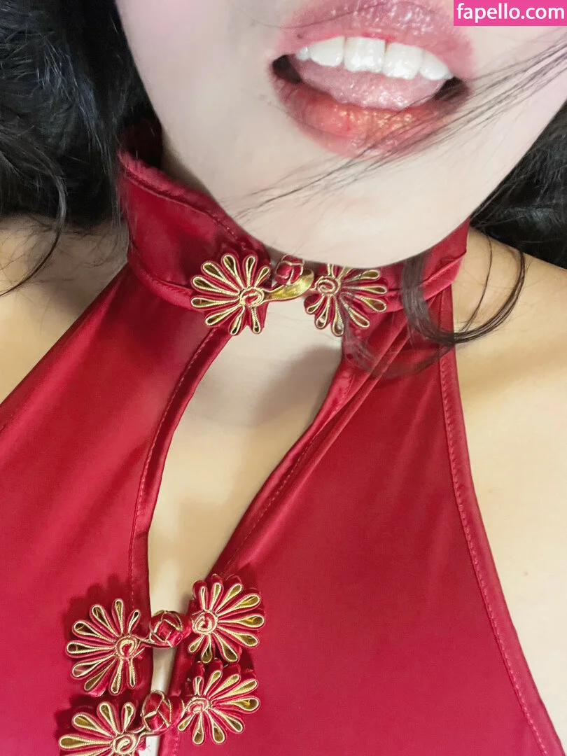 baoerru Onlyfans Photo Gallery 